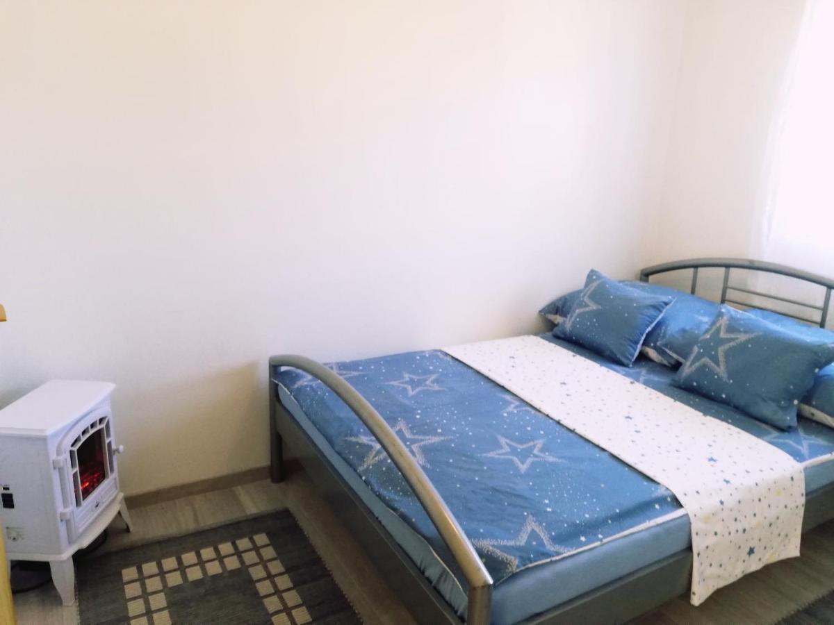 Happy Home Apartman เจเนชดิแอช ภายนอก รูปภาพ